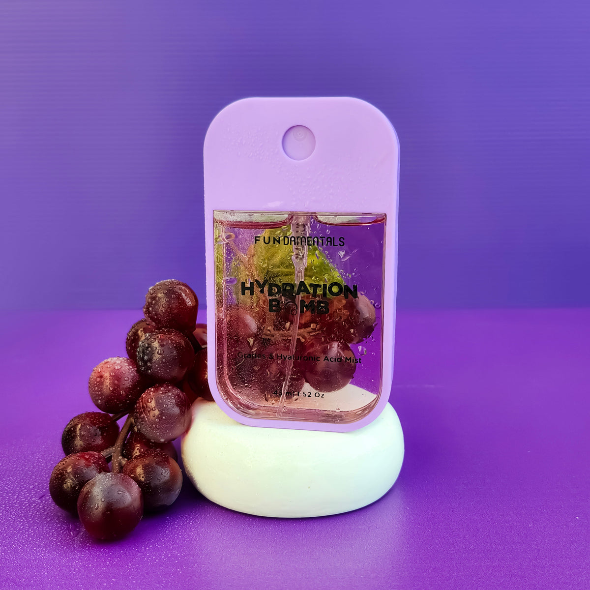 Fundamentals - Hydration Bomb Mist With grapes & Hylauronic Acid — image 1 — Meeshop Pakistan