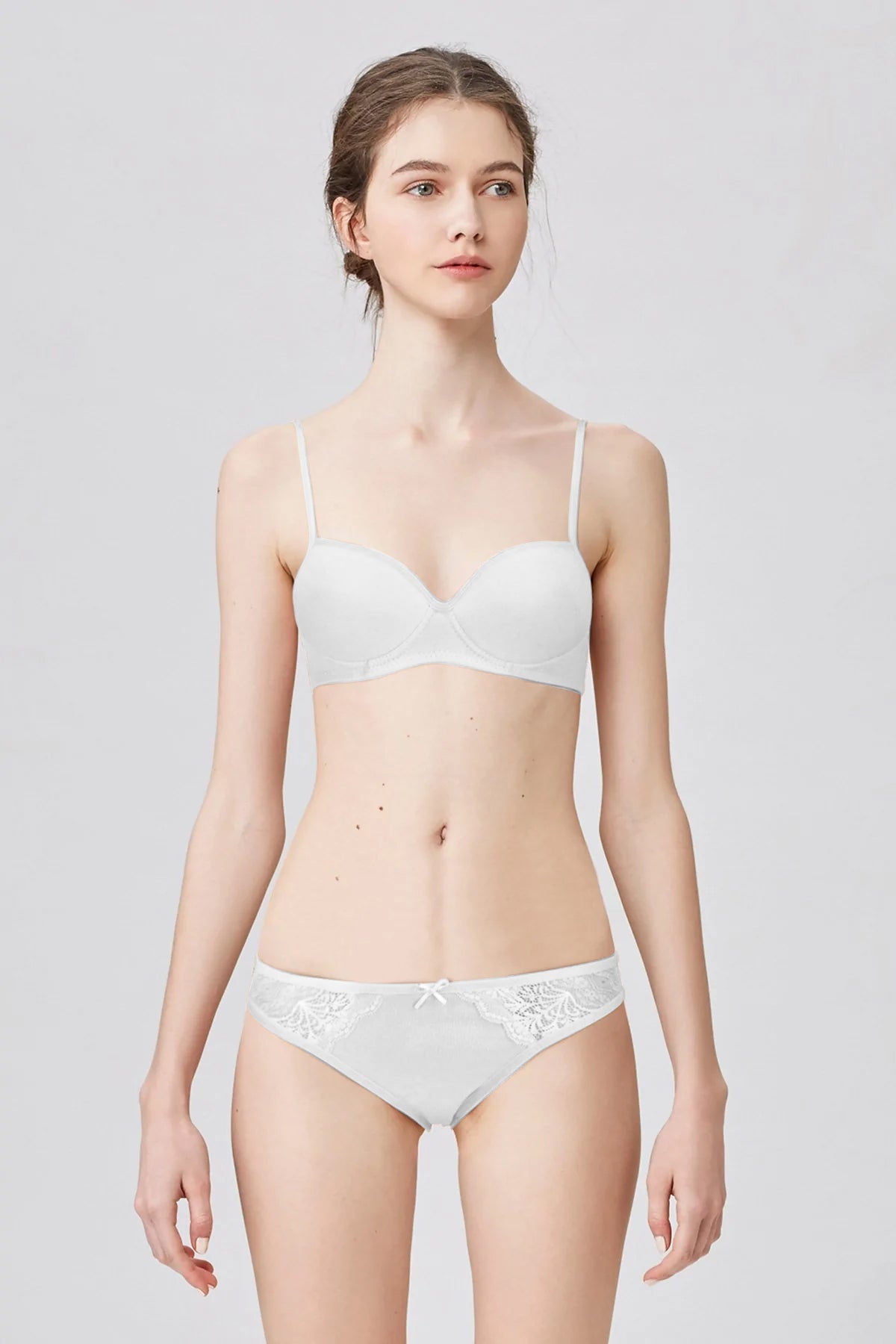 BLS - Belva Soft Padded Cotton Teen Bra - White — image 1 — Meeshop Pakistan