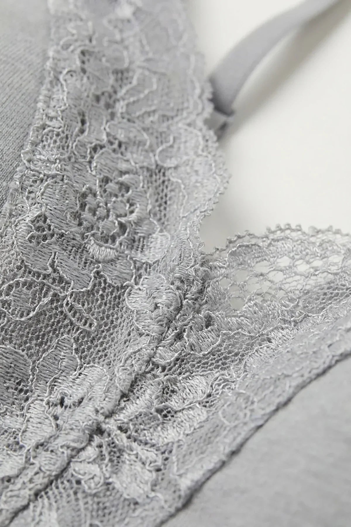 BLS - Nursing Comfort Bra - Heather Grey — image 3 — Meeshop Pakistan