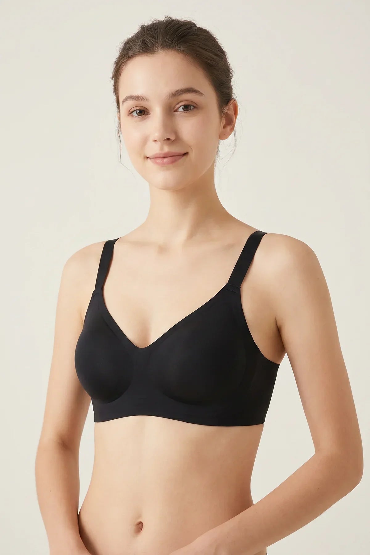 BLS - Seamless Boned Bra - Black — image 1 — Meeshop Pakistan