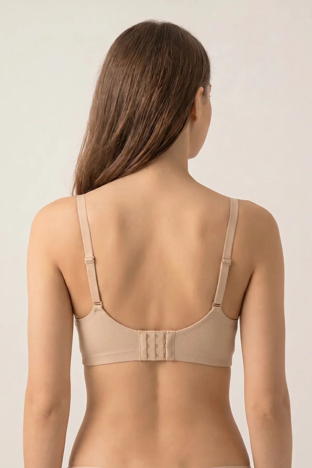 BLS - Seamless Bra - Skin — image 2 — Meeshop Pakistan