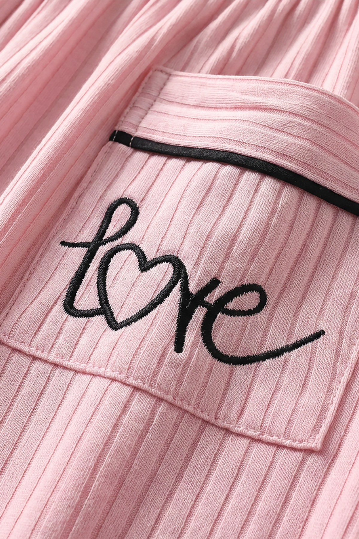 BLS - Short sleeves with long pants Pajama Set - Pink — image 3 — Meeshop Pakistan