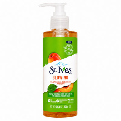 St.Ives - Glowing Apricot Facial Cleanser - 6.53 Oz / 200G