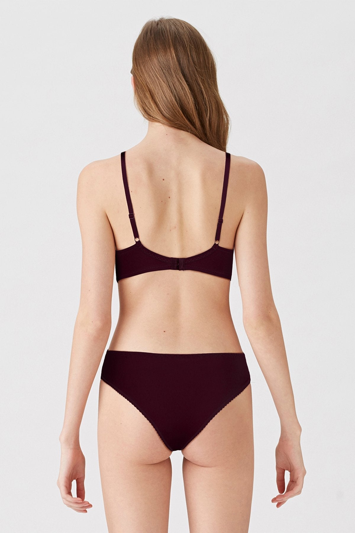 BLS - Breathable Wired And Light Padded Bra - Burgundy — image 2 — Meeshop Pakistan